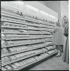 Supermarket Prints: Interior of Chinese Supermarket