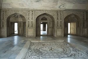 Images Dated 2nd December 2012: Interiors view of Khas Mahal, Agra Fort, Agra, Uttar Pradesh, India