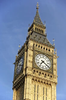 Images Dated 21st July 2006: Intricate Clock Face Of Big Ben, London, England