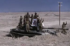 Iraqi Troops Celebrate