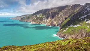 Turquoise Colored Collection: Irelands tallest sea cliffs at Slieve League, Don