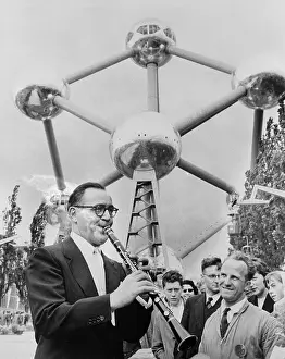 Orchestra Prints: Irving Selzer Playing Outside in New York