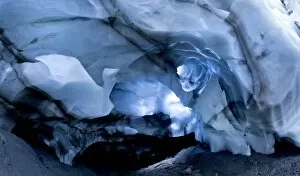 Images Dated 25th August 2011: Ishellir ice cave, Hrafntinnusker, Landmannalaugar, Iceland