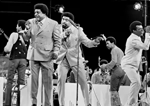 R And B Prints: The Isley Brothers At Yankee Stadium