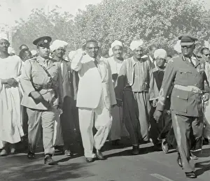 Khartoum Prints: Ismail El Azhary Walking Through Gordon Square