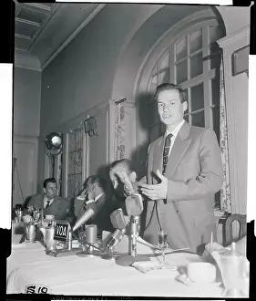 Munich Prints: Ivan Vassilyvich Ovchinnikov Speaking to Press