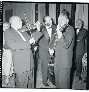 Jack Benny Playing the Violin