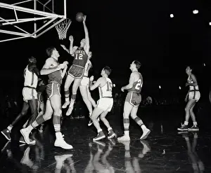 Bob Petitt Prints: Jack Coleman Makes Shot For St Louis