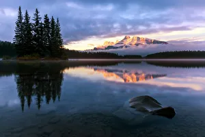 Images Dated 28th September 2018: Two Jack Lake, AB, Canada