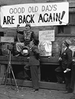 Performing Prints: Jack Pearl Toasting the End of Prohibition