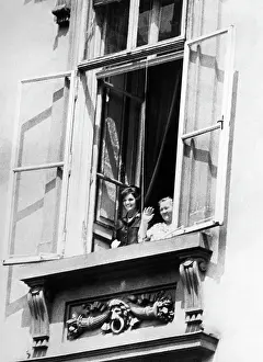 Jackie Kennedy & N. Krushchev At Window