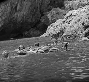 Ravello Prints: Jackie Kennedy Swimming with Caroline