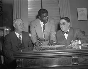 Brooklyn Prints: Jackie Robinson Signing Contract