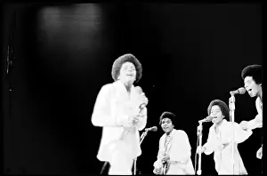 Huty 16613 Prints: Jacksons At The Forum