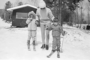 Widow Prints: Jacqueline Kennedy and Children Skiing