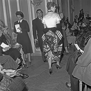 Huty25365 Prints: Jacques Fath Summer 1948 Fashion Show