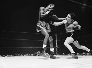 Jake LaMotta Throwing a Punch
