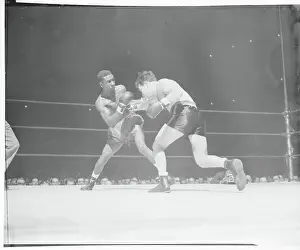 Jake LaMotta Throwing a Punch