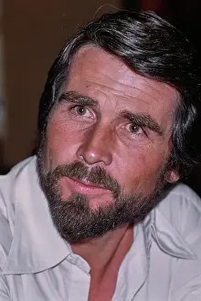 Huty36536 Prints: James Brolin