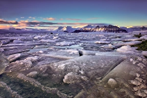 Images Dated 3rd March 2016: JAokulsAarlAon glacier lagoon