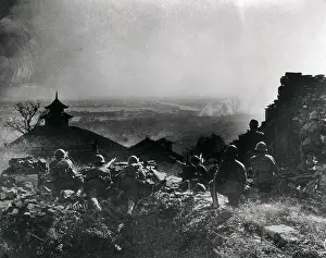 Nanjing Prints: Japanese Infantry Unit Approaching Nanking