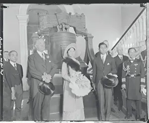Japanese Leaders with Mayor at Liberty Bell