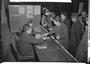 Japanese People Buying Bonds
