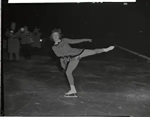 Oslo Prints: Jeanette Altwegg Skating at The Olympics
