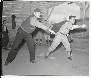 Jackson Prints: Jerome Dean Demonstrating How to Pitch