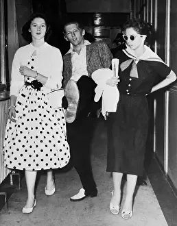 Kicking Prints: Jerry Lewis With Wife Arrive At Airport