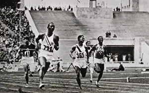 Racing Prints: Jesse Owens In The Men's 100-m