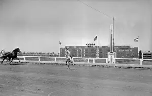 Jesse Owens Racing with a Horse