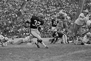 Jim Brown Running with Football