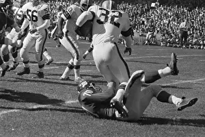 Jim Brown Running with Football