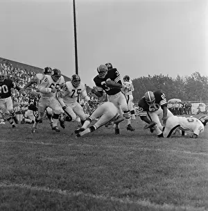 Canton Prints: Jim Brown Running in Game