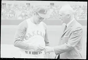 Jim Hunter Receiving Check