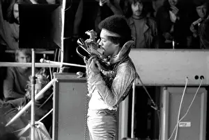 Jimi Hendrix Plays With His Teeth