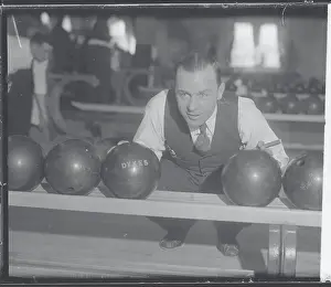 Jimmy Dykes Choosing Bowling Ball