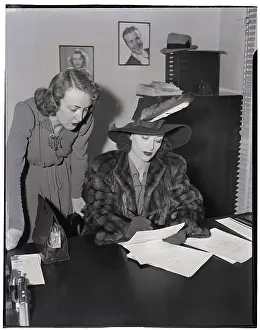 Divorce Prints: Joan Crawford at Notary Office