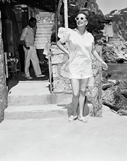 Newlyweds Prints: Joan Crawford With Sunglasses, Outfit