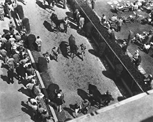 Images Dated 1st December 2006: Jockeys leading horses to starting gate, (B&W), elevated view