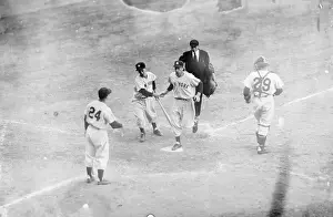 Joe DiMaggio Helping His Team to Win Series Game