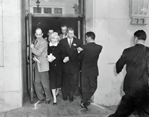 Joe DiMaggio and Marilyn Monroe