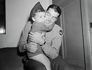 Sergeant Prints: Joe DiMaggio and Son