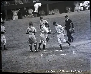 Joe (Flash) Gordan Yankee, Crosses Plate