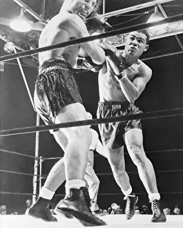 Joe Louis Knocking Out Lou Nova