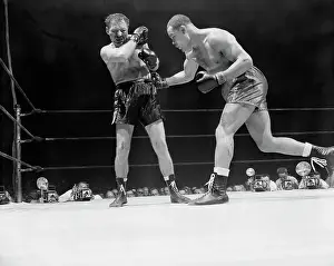 Joe Louis Pummels Hapless, Bloody Oppone