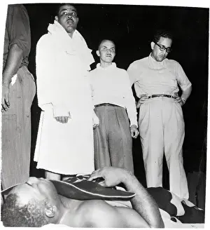 Unconscious Prints: Joe Louis Over Unconscious Lee Oliver