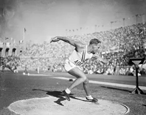 Anderson Prints: John Anderson Tossing Discus at Olympics