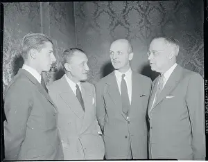 John Dreier Speaking With Colleagues